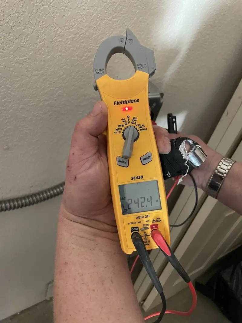 Voltage testing with clamp meter during Generator Installation in Sweetwater